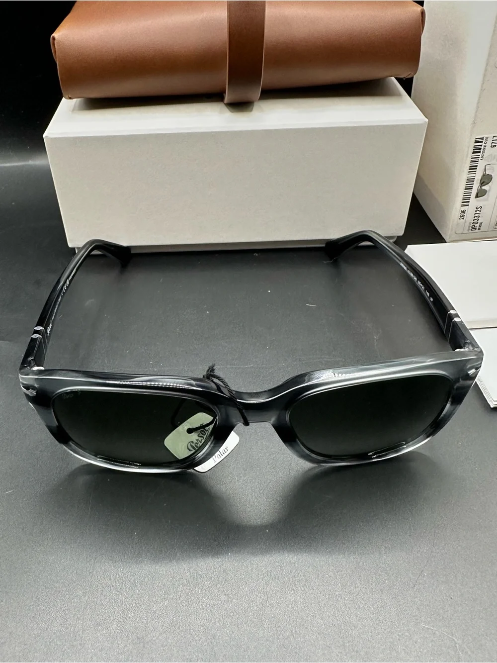 Persol Smoke Gray Acetate Polarized Sunglasses NWOT Full Presentation